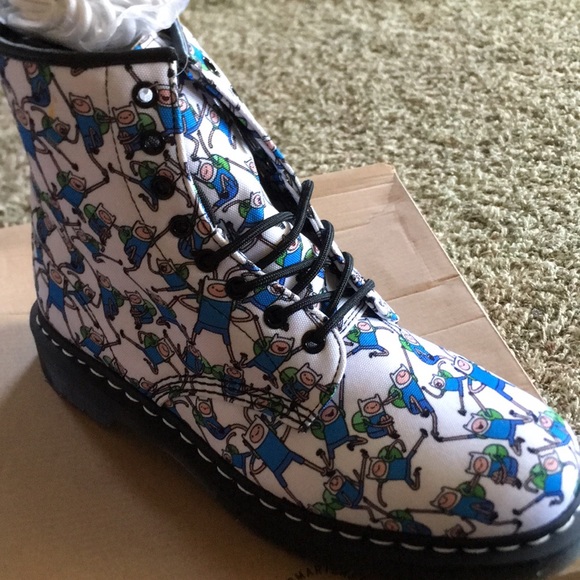 Dr. Martens Shoes - Finn Print Castel Dr. Martens Adventure Time